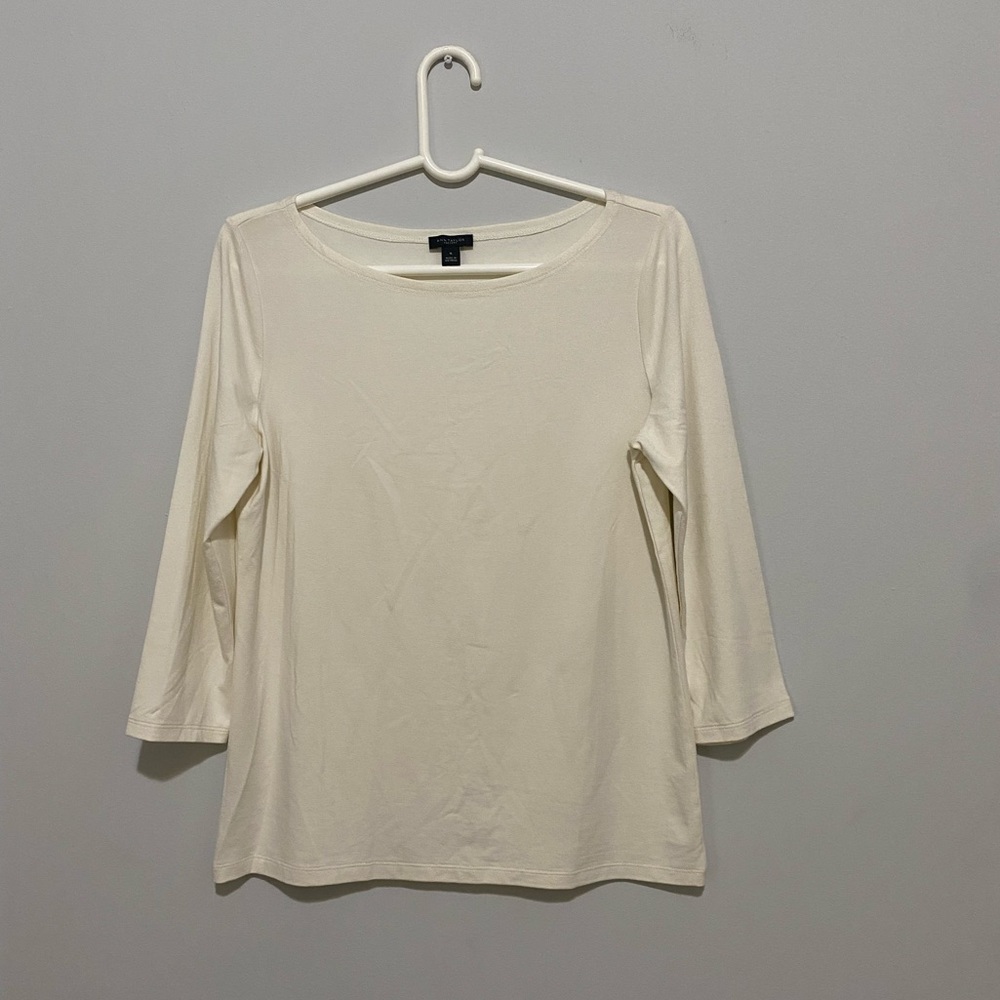 Ann Taylor Woman’s Blouse size M